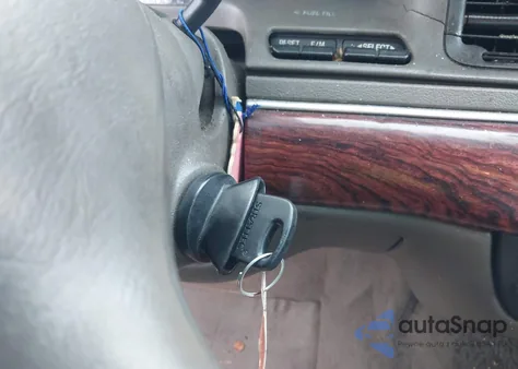 2001 Mercury Grand Marquis Ls z USA, uszkodzony, nr VIN 2MEFM75W71X671848